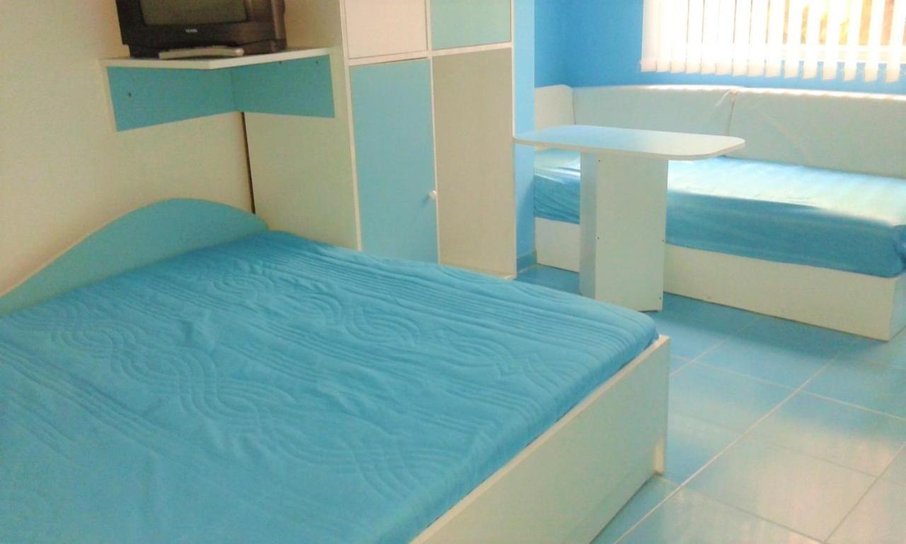 Apartment Leo 3 Varna Bagian luar foto