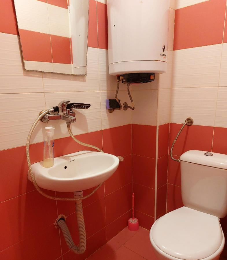 Apartment Leo 3 Varna Bagian luar foto